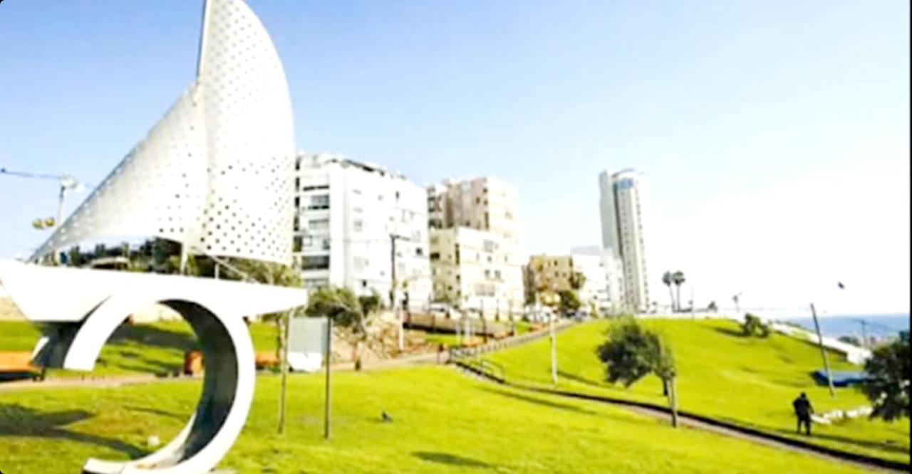 Apart Hotel Tlv/Bat Yam Beach Front 1207 Esterno foto